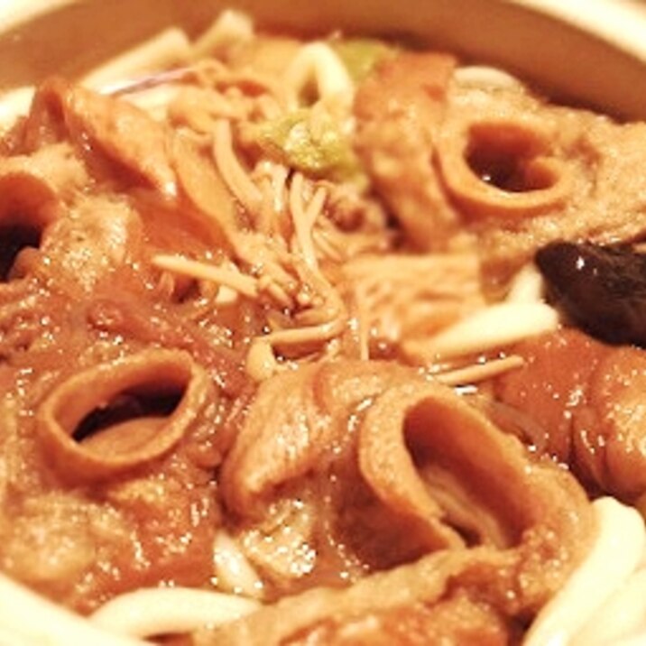 肉なしでも十分、土鍋ですきやき風にこみうどん